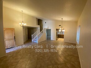 10252 N Cape Fear Ln in Oro Valley, AZ - Building Photo - Building Photo