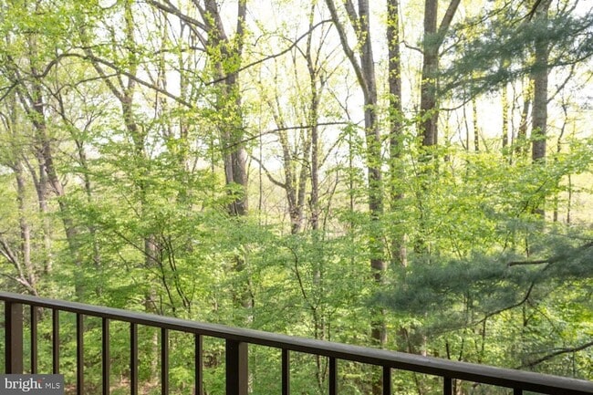 1554 Northgate Square, Unit 22A in Reston, VA - Building Photo - Building Photo