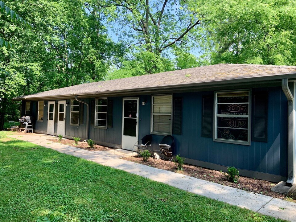 2302 13th St SW in Huntsville, AL - Building Photo