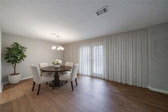 1960 Hamilton Pl SE in Marietta, GA - Building Photo - Building Photo