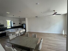 4706 Thornton Villas Ln in Houston, TX - Building Photo - Building Photo