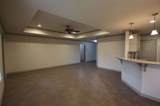 6305 Villa Rosa Way in Tyler, TX - Building Photo - Building Photo