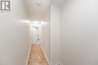 16B Elgin St in Markham, ON - Building Photo - Building Photo