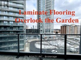 36 Forest Manor Rd in Toronto, ON - Building Photo