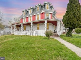 3712 Parkside Dr