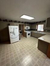 1010 E 3rd St in Canton, SD - Building Photo - Building Photo