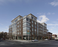 315 Gates Ave in Brooklyn, NY - Foto de edificio - Building Photo