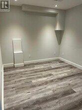 10 Hopkins Crescent in Bradford West Gwillimbury, ON - Building Photo - Building Photo