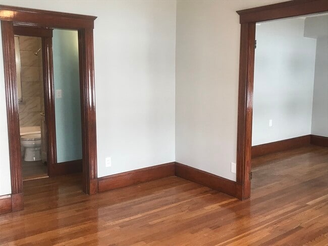 18 Hanover Cir in Lynn, MA - Building Photo - Building Photo