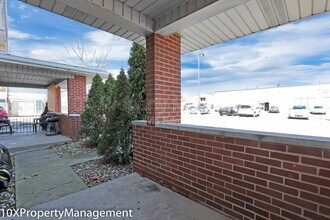 3257 Cleveland Ave in Columbus, OH - Building Photo - Building Photo