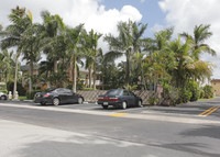 Sunset Apartments in Sunrise, FL - Foto de edificio - Building Photo