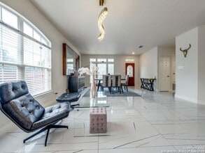 19606 Flair Oak in San Antonio, TX - Building Photo - Building Photo