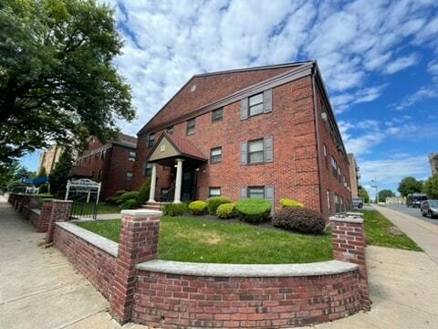 75-81 N Arlington Ave in East Orange, NJ - Building Photo - Building Photo