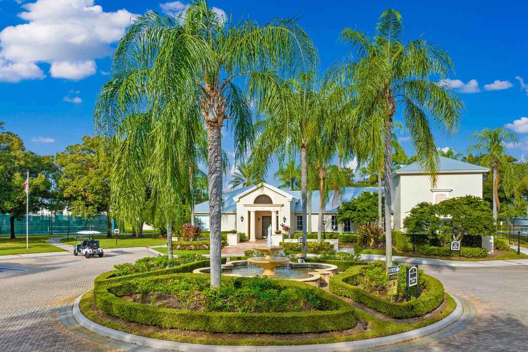 Coquina Cove in Palm City, FL - Foto de edificio