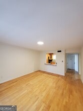 5400 Roswell Rd in Atlanta, GA - Building Photo - Building Photo