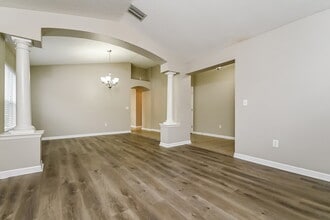 315 Delwood Breck St in Ruskin, FL - Building Photo - Building Photo