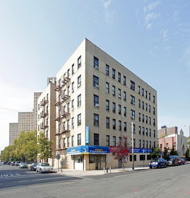 727-731 Union Ave in Bronx, NY - Foto de edificio - Building Photo