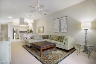 23821 Marbella Bay Rd in Bonita Springs, FL - Foto de edificio - Building Photo