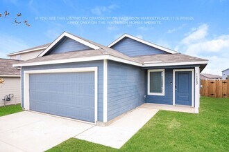 14402 Fulling Ml in San Antonio, TX - Building Photo - Building Photo