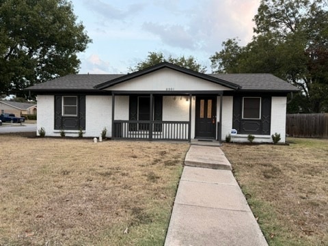 property at 6001 Lindy Ln