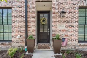 14953 Oak St in Addison, TX - Building Photo