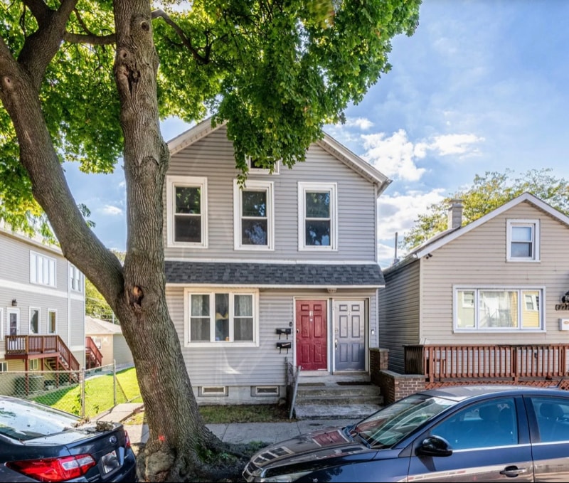 2724 S Crowell St in Chicago, IL - Building Photo