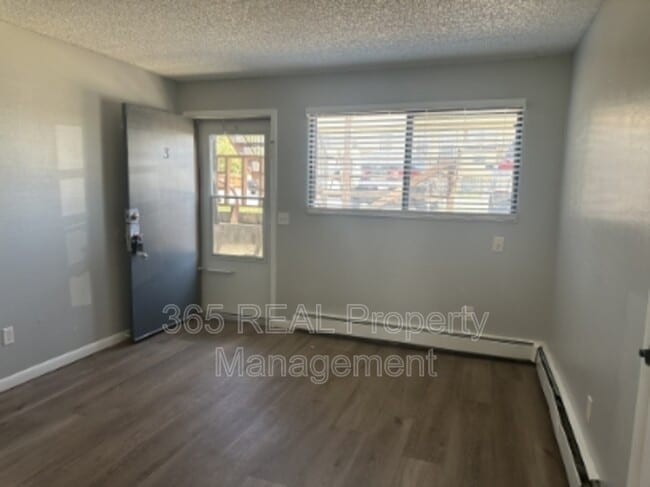 property at 2515 W 27th St