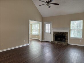 3410 Camens Ct NE in Buford, GA - Foto de edificio - Building Photo