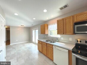 813 Yardley Dr in Prince Frederick, MD - Building Photo - Building Photo