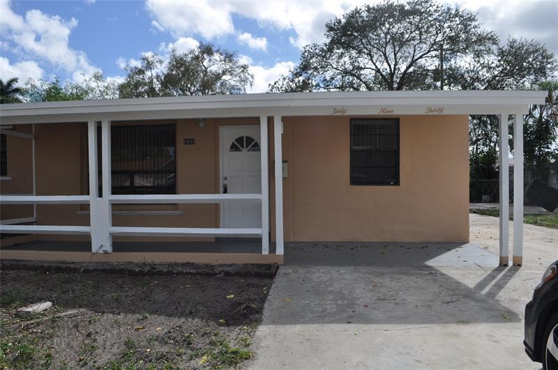 6930 Liberty St in Hollywood, FL - Building Photo