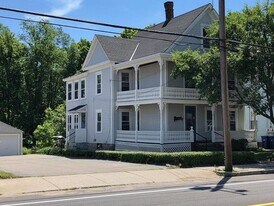 214 Central St, Unit Unit 2 in Leominster, MA - Building Photo