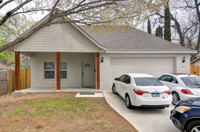 property at 2717 Frazier Ave