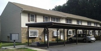 2093 Mary Ellen Ln in State College, PA - Building Photo