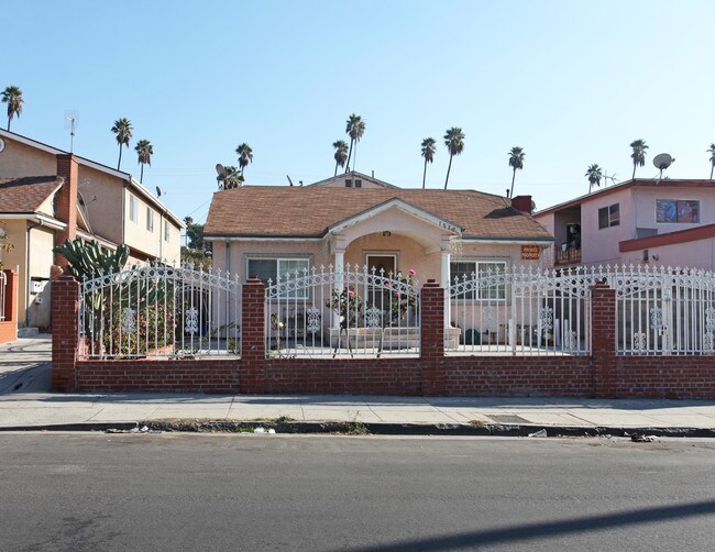 1522 N HARVARD in Los Angeles, CA - Foto de edificio - Building Photo