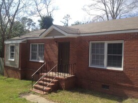 2215 Reese Rd in Columbus, GA - Building Photo