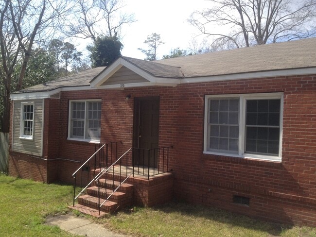 property at 2215 Reese Rd