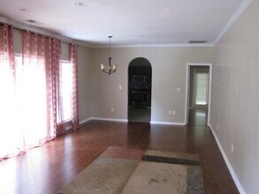 401 Cambrian Ridge Dr in Pelham, AL - Building Photo - Building Photo