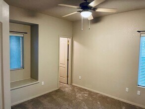 3909 Desert Sage Ct NW in Albuquerque, NM - Building Photo - Building Photo