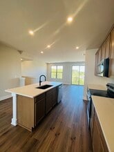 2615 Wilkinson Pike in Murfreesboro, TN - Building Photo - Building Photo