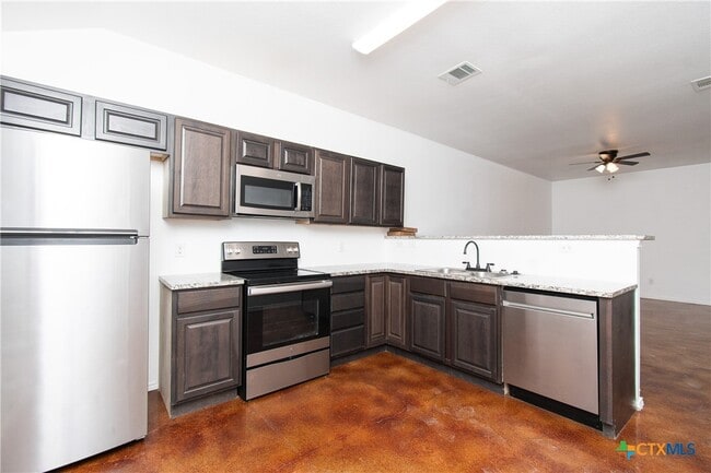 235 N Mary Jo Dr in Harker Heights, TX - Building Photo - Building Photo