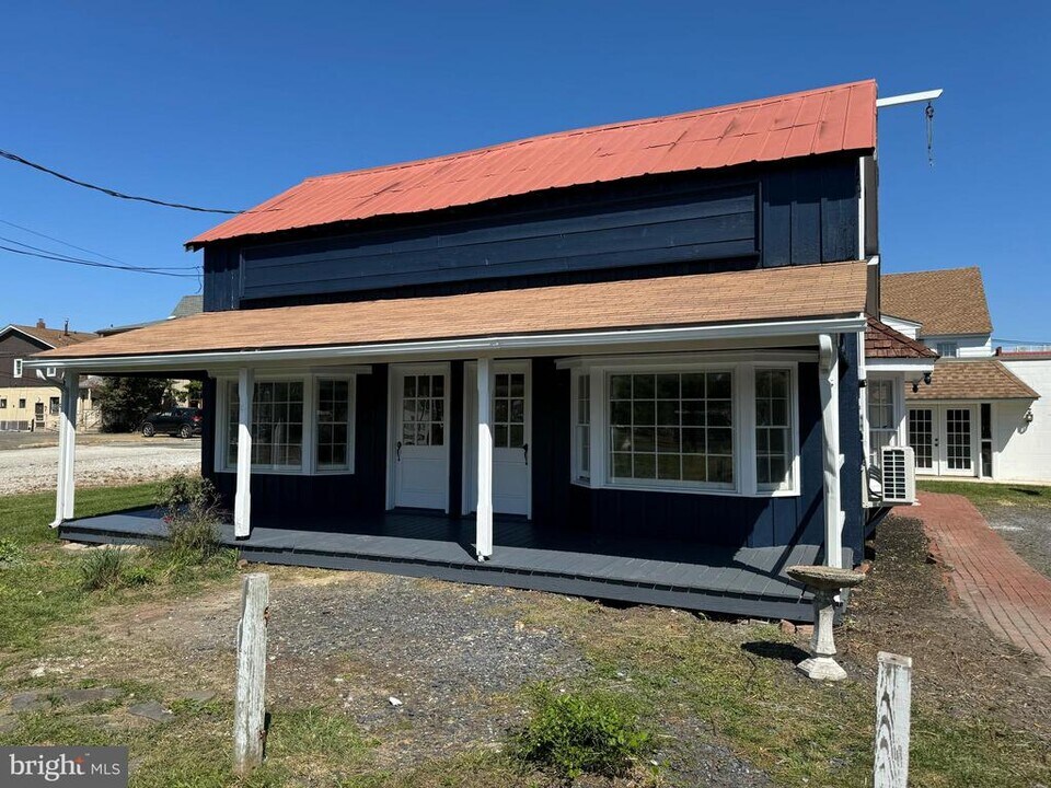 25 Main St in Evesham, NJ - Building Photo