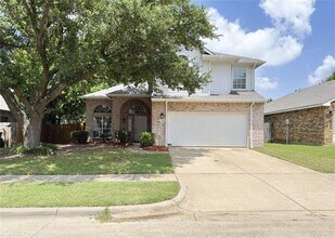 1153 Regal Dr in Garland, TX - Building Photo - Building Photo