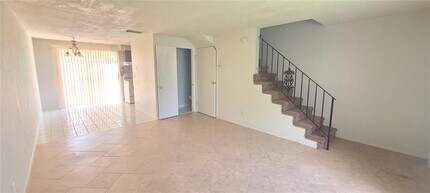 1610 S Palmetto Ave in South Daytona, FL - Building Photo - Building Photo