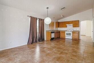 11726 W Shaw Butte Dr in El Mirage, AZ - Building Photo - Building Photo