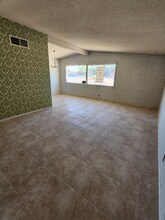 7049 E Elbow Bay Dr in Tucson, AZ - Building Photo - Building Photo