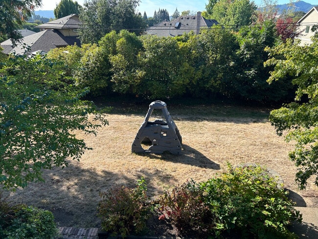 504 Meadow View Rd in Forest Grove, OR - Building Photo - Building Photo