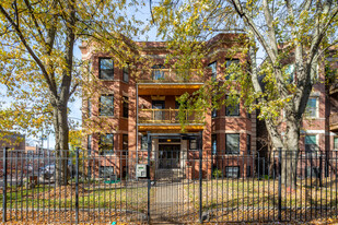 4616-4618 N Racine Ave Apartments