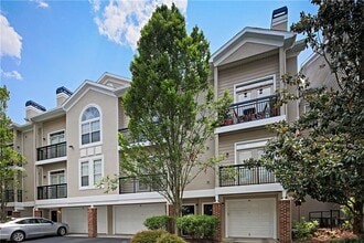 4248 River Green Dr NW in Atlanta, GA - Building Photo - Building Photo