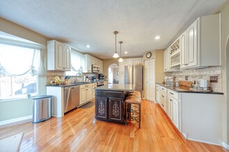 144 Ridge View Dr in New Kensington, PA - Building Photo - Building Photo