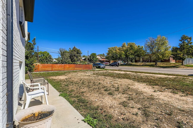 3249 Steele St in Denver, CO - Building Photo - Building Photo